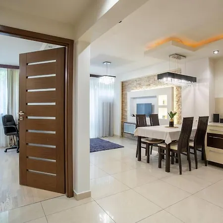 Close-urban Chic - One Bedroom -luxury - Grzybowska 5 * Warsaw